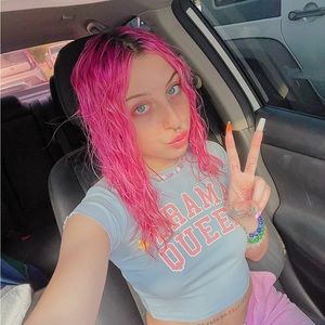 Meet your Posher, Darenda